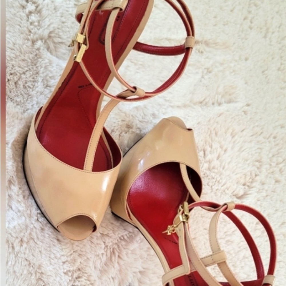 Cesare Paciotti Tan and Red Wedges
